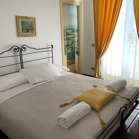 Mirella بيت ضيافة نومانا