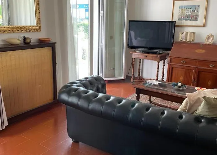 Mirella 4*